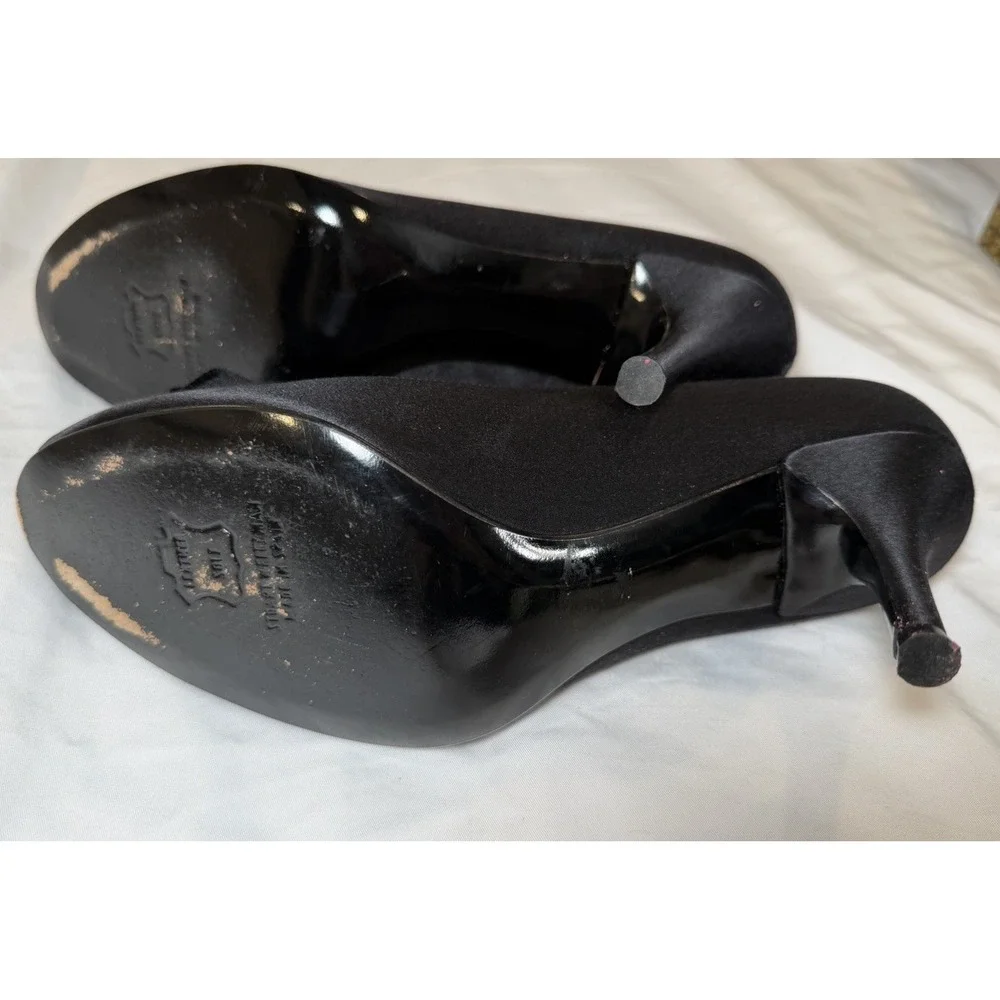 Stuart Weitzman 8.5 Black Satin Rosette Peep Toe Pumps Heels Made in Spain